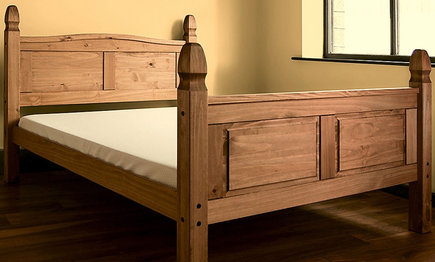 Image 14: Corona Bed