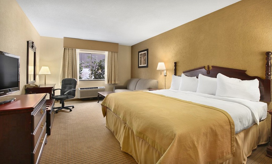 Ramada Plaza Louisville in - Louisville, KY | Groupon Getaways