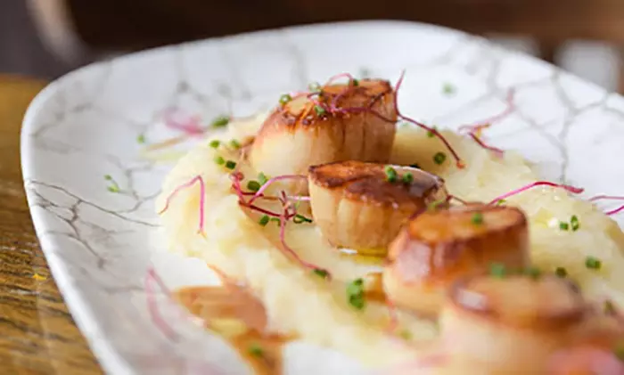 Formule pour 2 ou 4 au restaurant L'Ardoise du XV