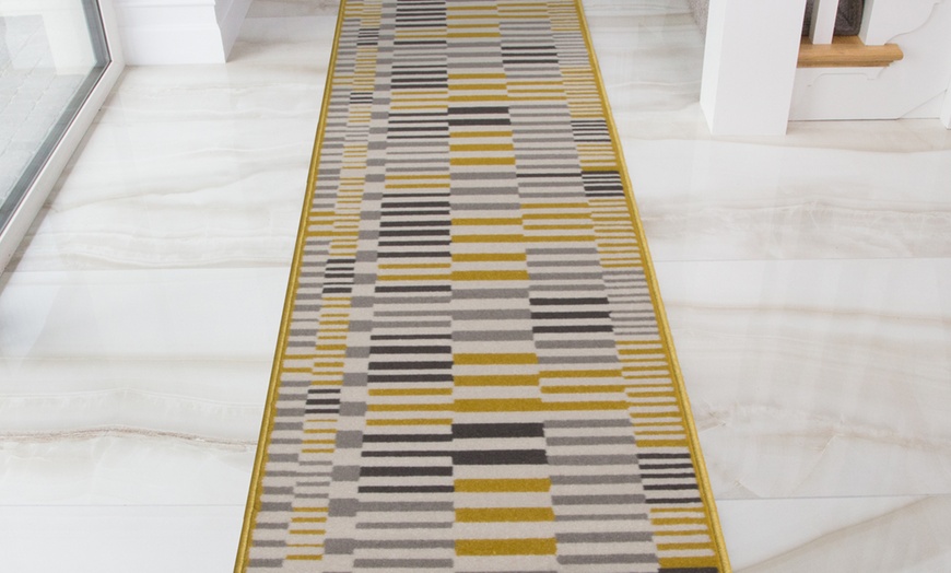 Image 8: Modern Ochre Rug