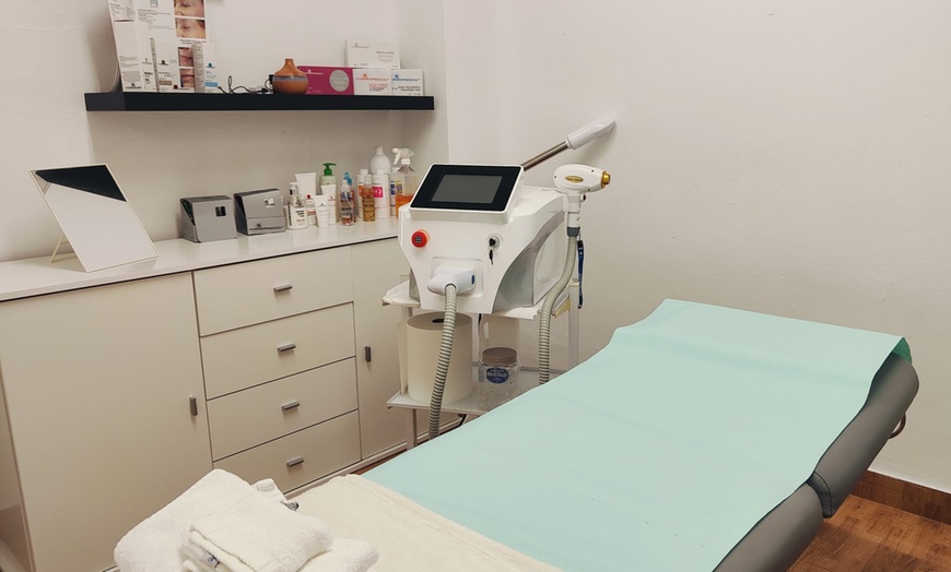 Image 8: 1, 3 o 5 sesiones de depilación con láser de diodo en zona a elegir