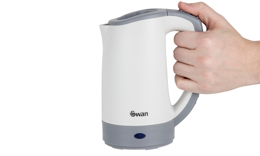 Image 3: Swan Travel Kettle