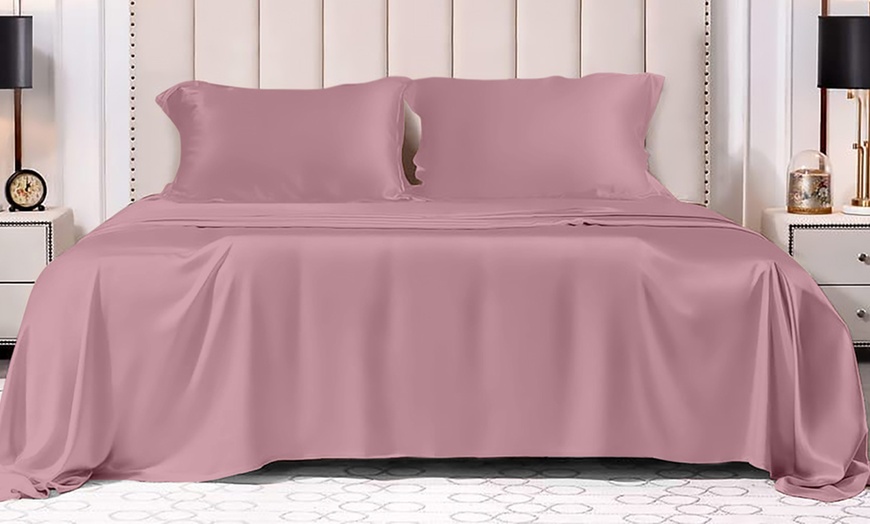 Image 18: Completo letto matrimoniale in raso Cecile 