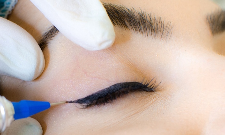 Image 3: Permanent Make-up oder Microblading