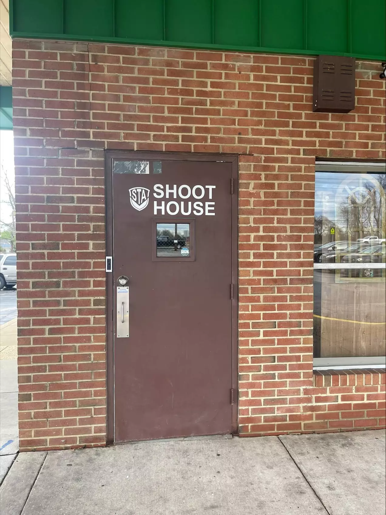 One Admission w/ Airsoft or Gel Rental and 1000 BBs or Unlimited Gel Ammo to STA Shoot House (Up to 44% Off) - Second Medium