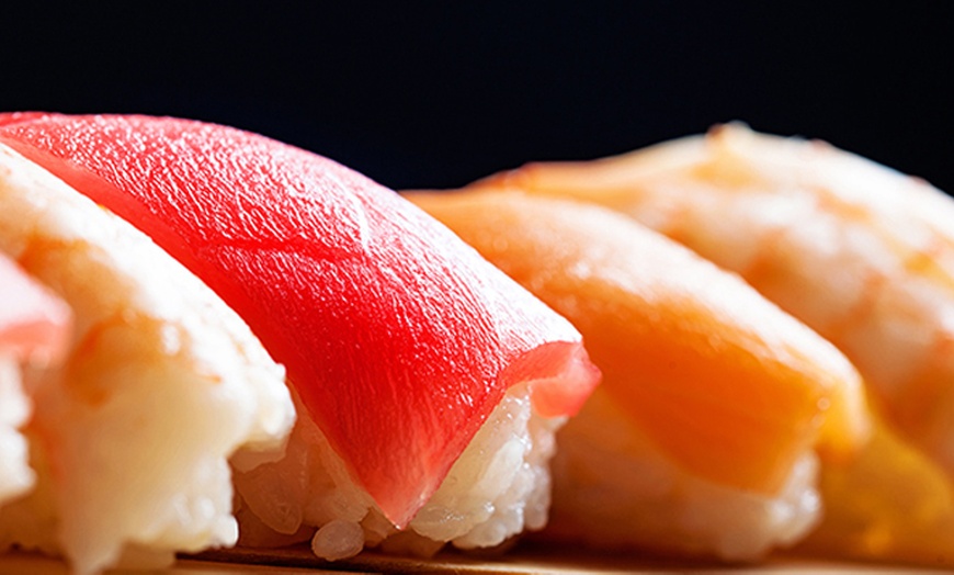 Image 10: All-You-Can-Eat Sushi