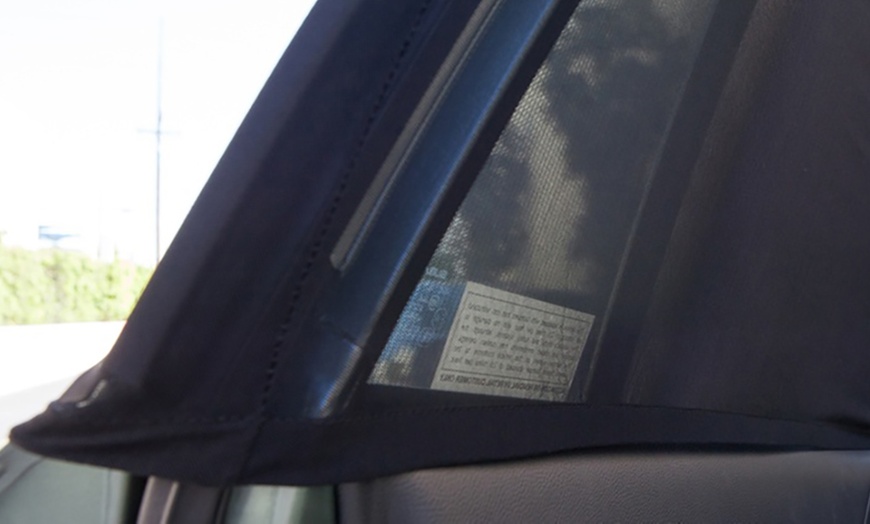 Image 4: Car Window Mesh Screen Set