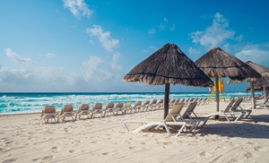 ✈ 3 or 5-Nt All-Inclu. Flamingo Cancun Resort w/Air from Travel By Jen