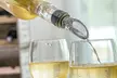 Accessoire pour dégustation de vin, rafraichisseur de vin avec aérateur ou bouchon verseur aérateur - Second Medium
