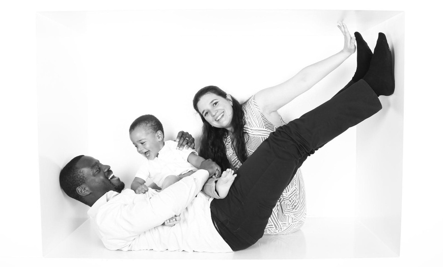 Image 5: Immortalisez vos moments précieux : shooting future maman ou groupe