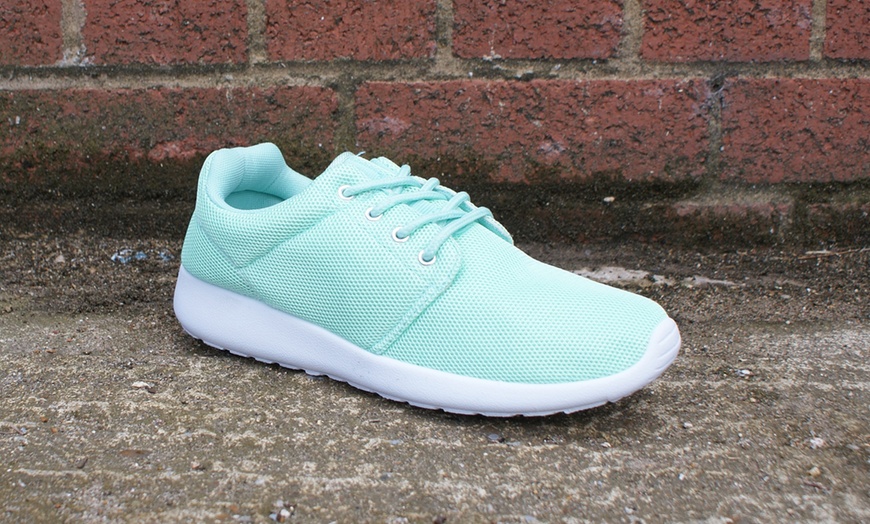 Image 4: Women's Casual Trainers
