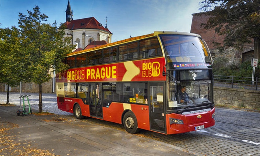 Image 1: Mit dem Doppeldecker-Bus durch Prag