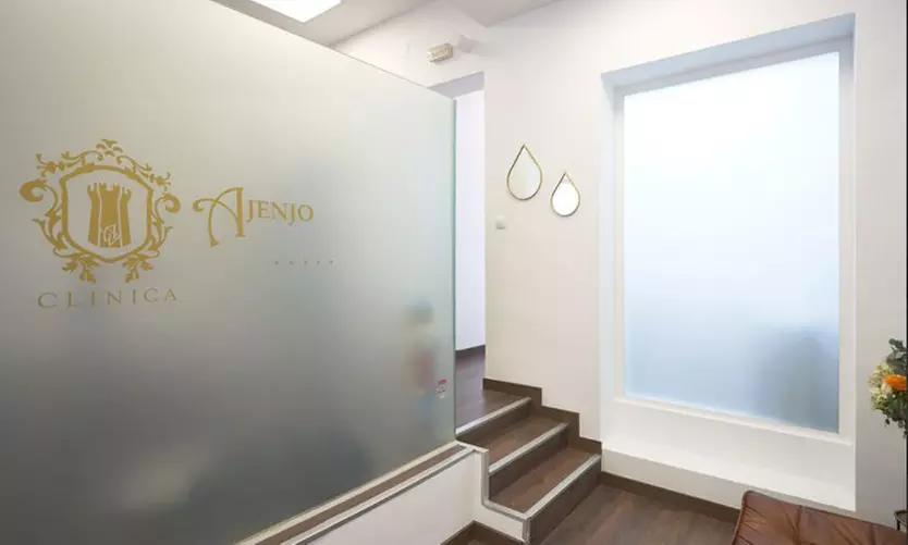 1 o 2 sesiones de microlifting facial de vitaminas con Dermapen para 1