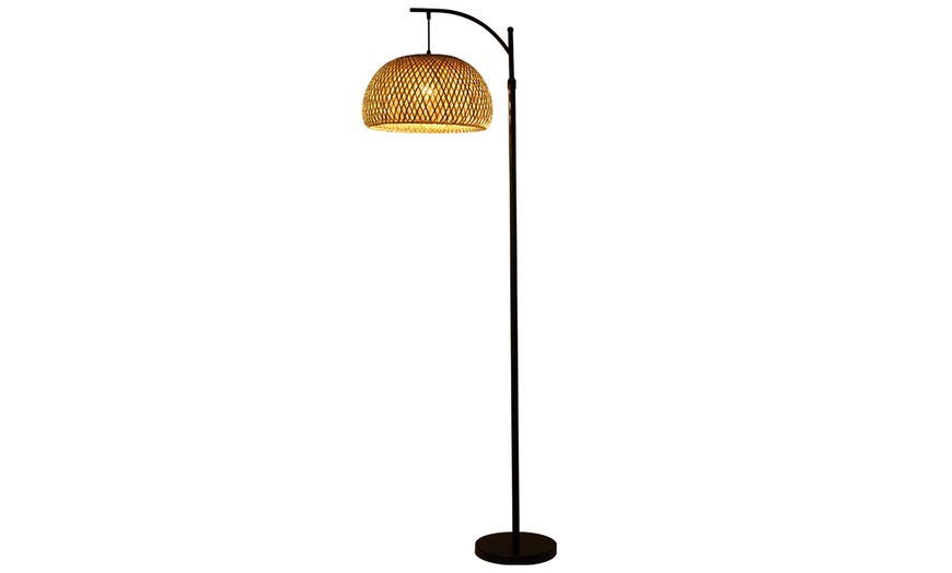 Image 3: Traditional Woven Rattan Floor Lamp