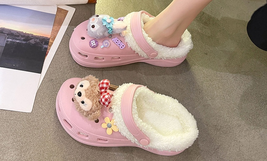 Image 4: One Pair of Furry Decoration Plush Clogs
