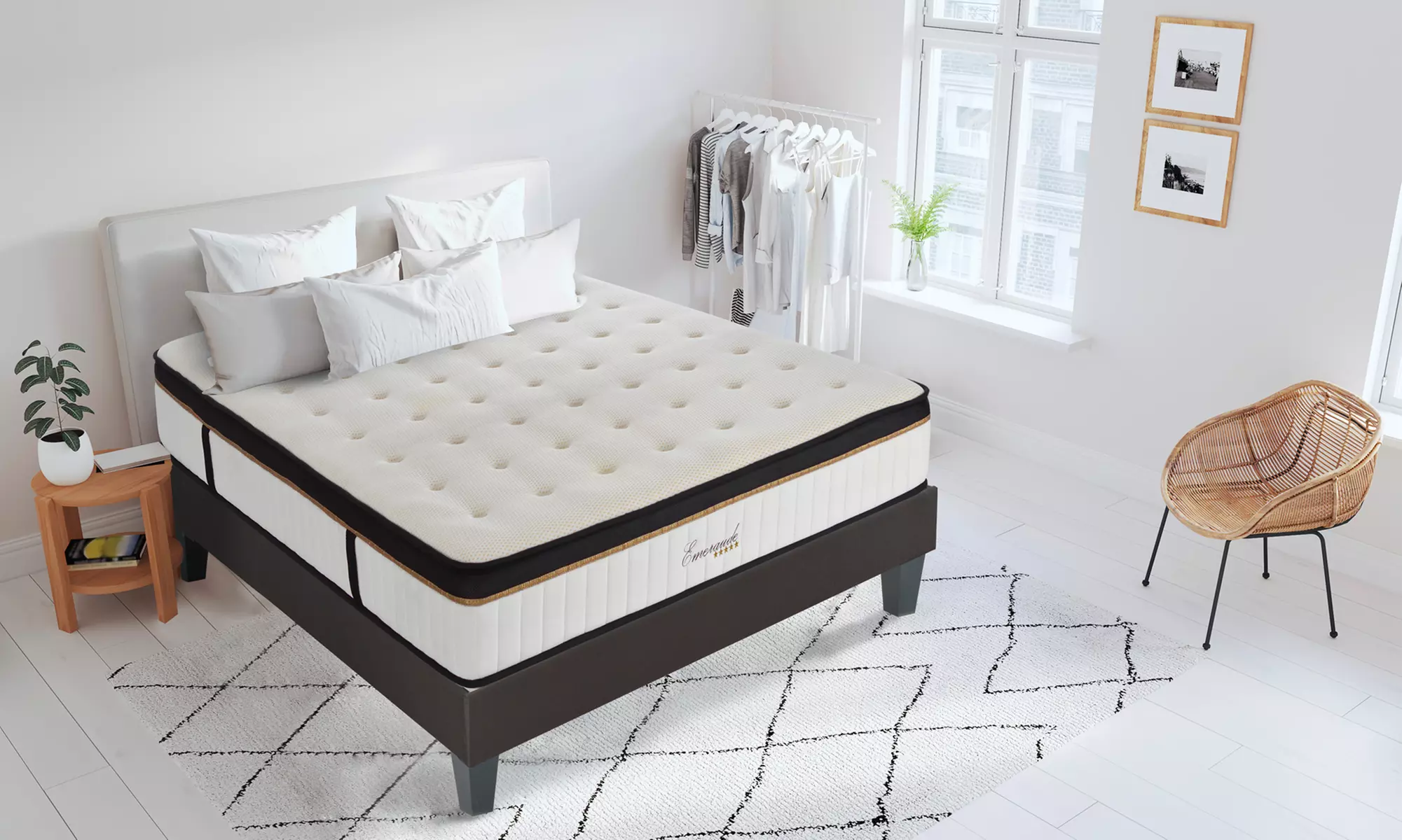 Matelas mémoire de forme micro-fils d’or antistatique 24 cm avec ou sans sommier de Maison Aubertin - Primary Image