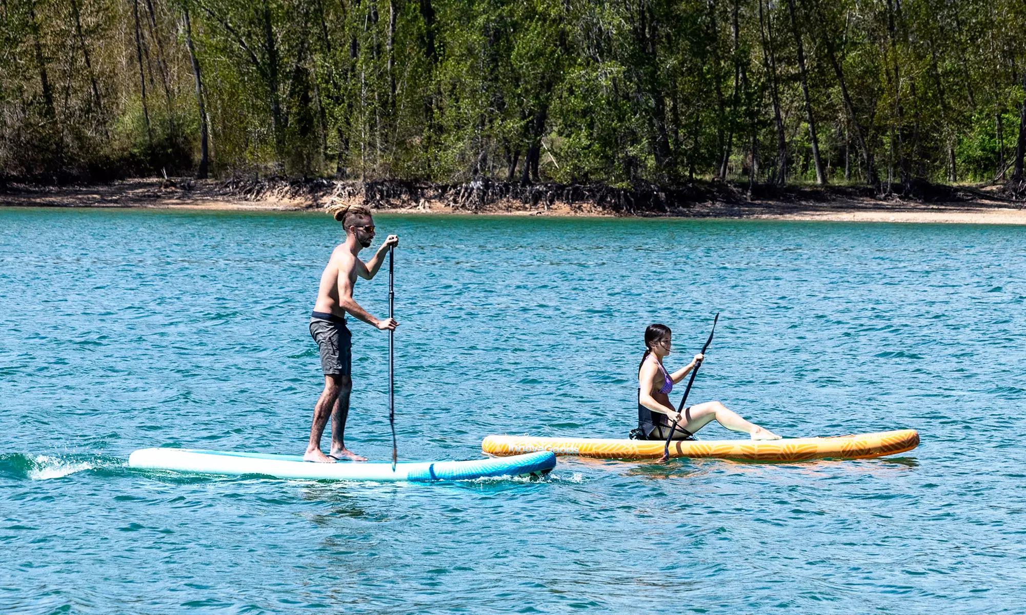 Planche de paddle surf gonflable avec accessoires Innova Goods, modèle au choix - Primary Image