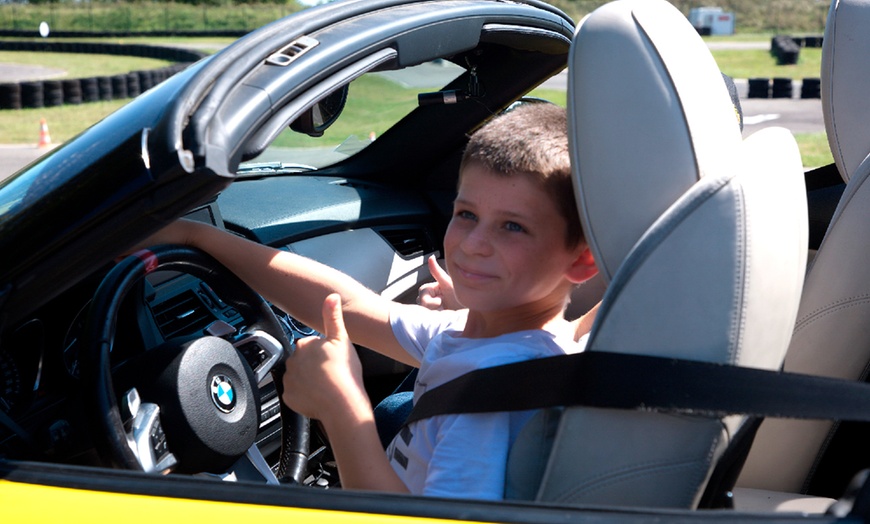 Image 2: Stage de conduite junior avec Formula Kids Fontenay