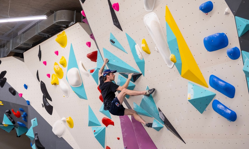 Image 4: Enjoy Bouldering at Multiple Locations with Shoe Hire Included