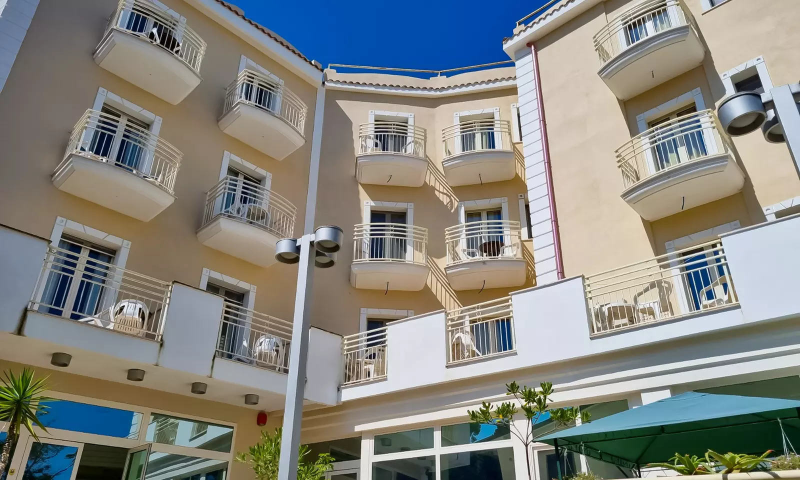 Puglia: 7 notti in camera Classic in pensione completa