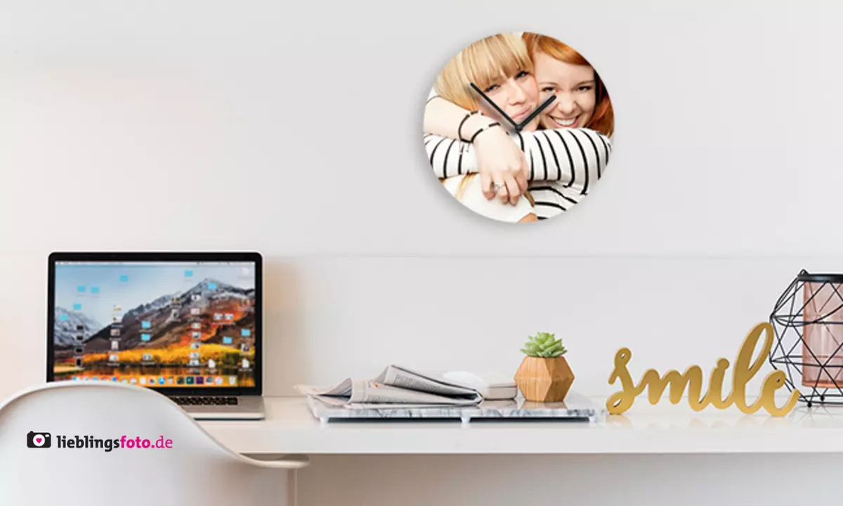 Personalisiertes Schneidebrett oder Wanduhr mit eigenem Foto von Lieblingsfoto (67% sparen*) - Primary Image