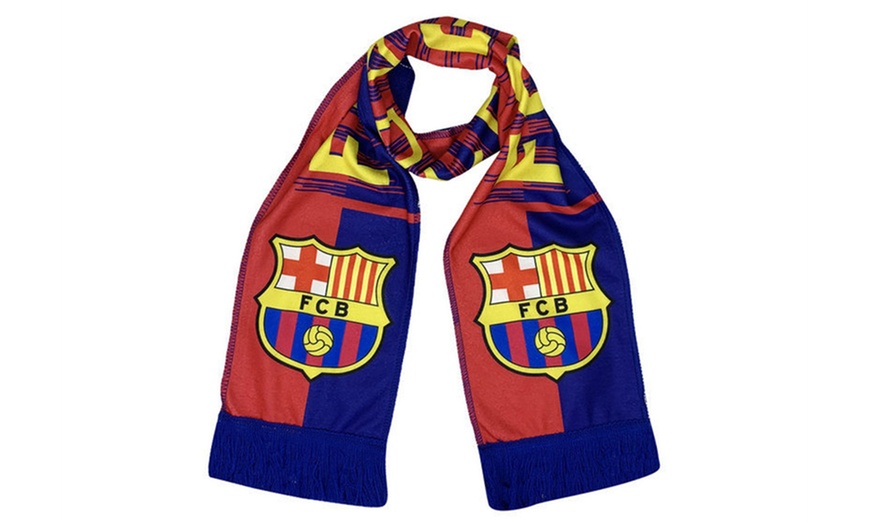 Image 5: Football Fan Club Warm Scarf