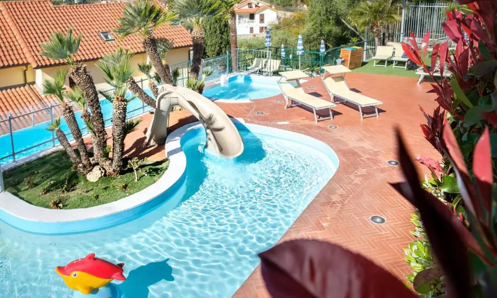 Italie, Imperia : 1 ou 2 nuits avec spa, dîner et location de vélos