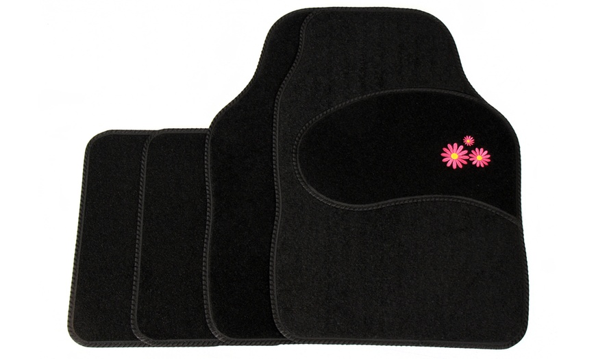 Image 4: Embroidered Universal Car Mats