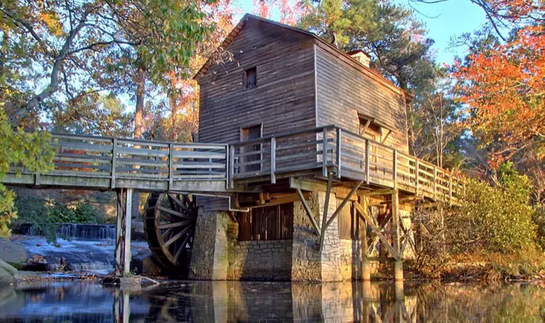 Lakeside Zipline, Aerial Obstacles & Lunar New Year Festival at Stone Mountain Park (Save up to 50%)