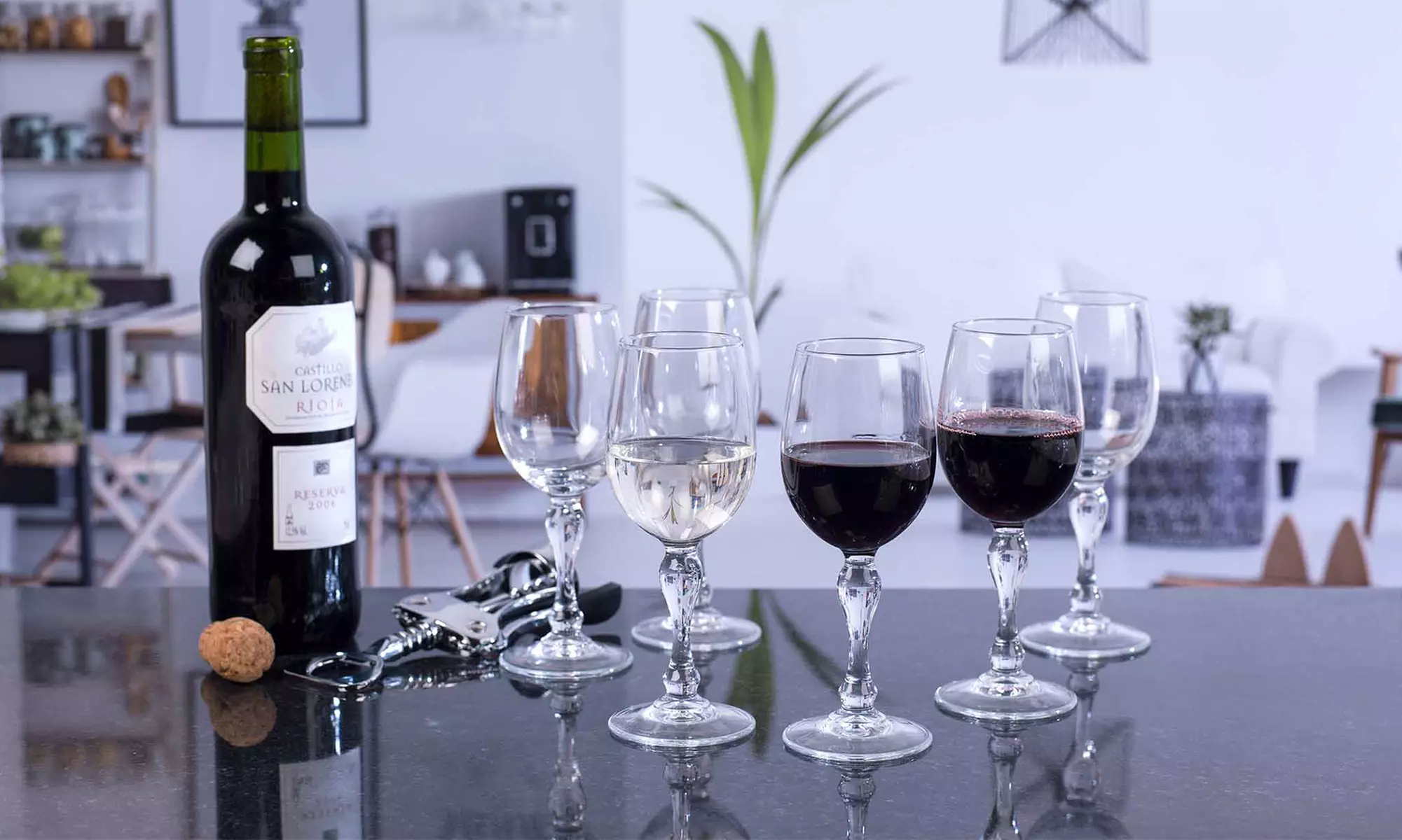 Set de 6 verres à vin de 19, 20 ou 35 cl de la marque Luminarc - Primary Image