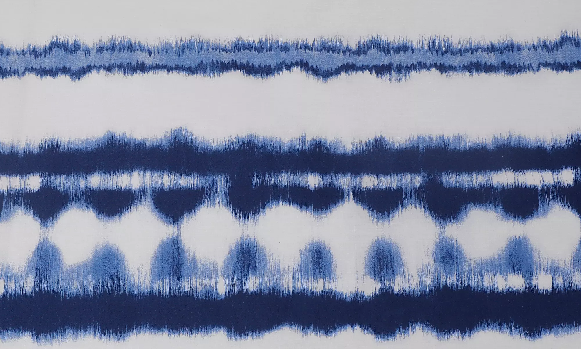 Tie Dye-Design Reversible Bedding Set