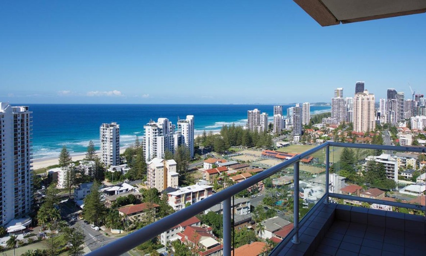 Image 6: Gold Coast, Surfers Paradise: 4-Night Getaway with Flights