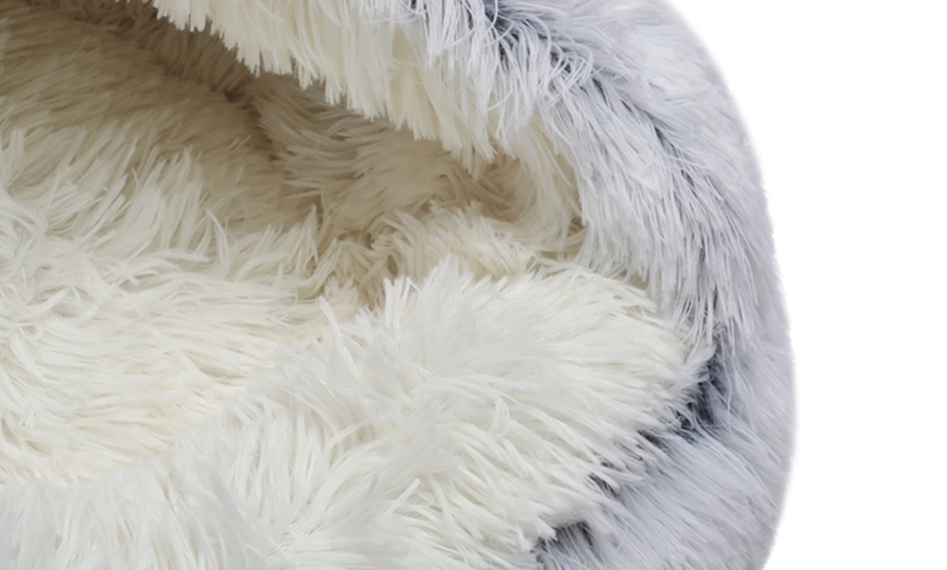 Image 6: Semi-Enclosed Soft Pet Bed