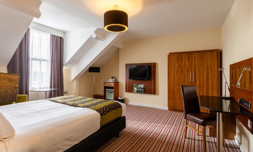 Image 28: Newcastle: Standard Double Room with Breakfast, Late checkout, & More