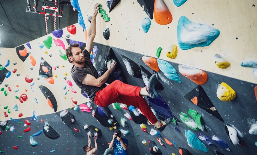 Image 4: Przekraczaj granice, sięgaj wyżej! Wejście do Slab bouldering 