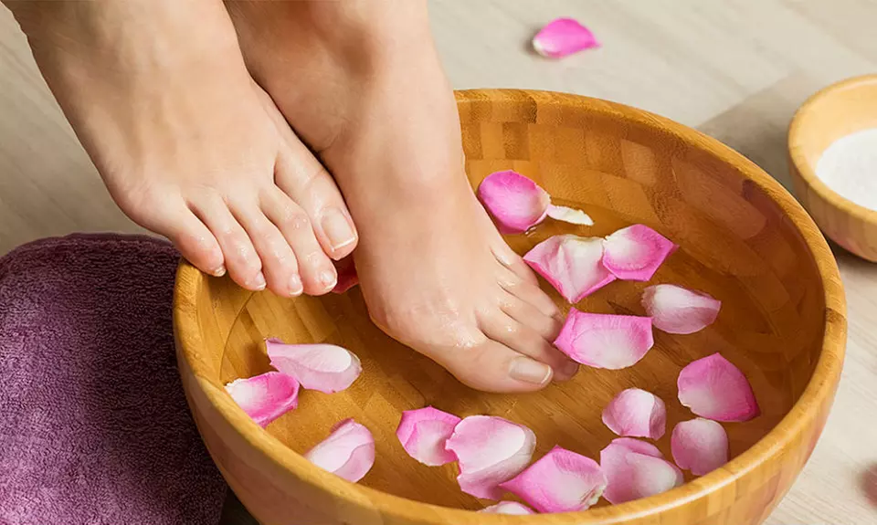 One Deluxe Organic Pedicure or Three Deluxe Organic Spa Pedicures at Toe Tubs & More (Up to 52% Off) - Primary Image