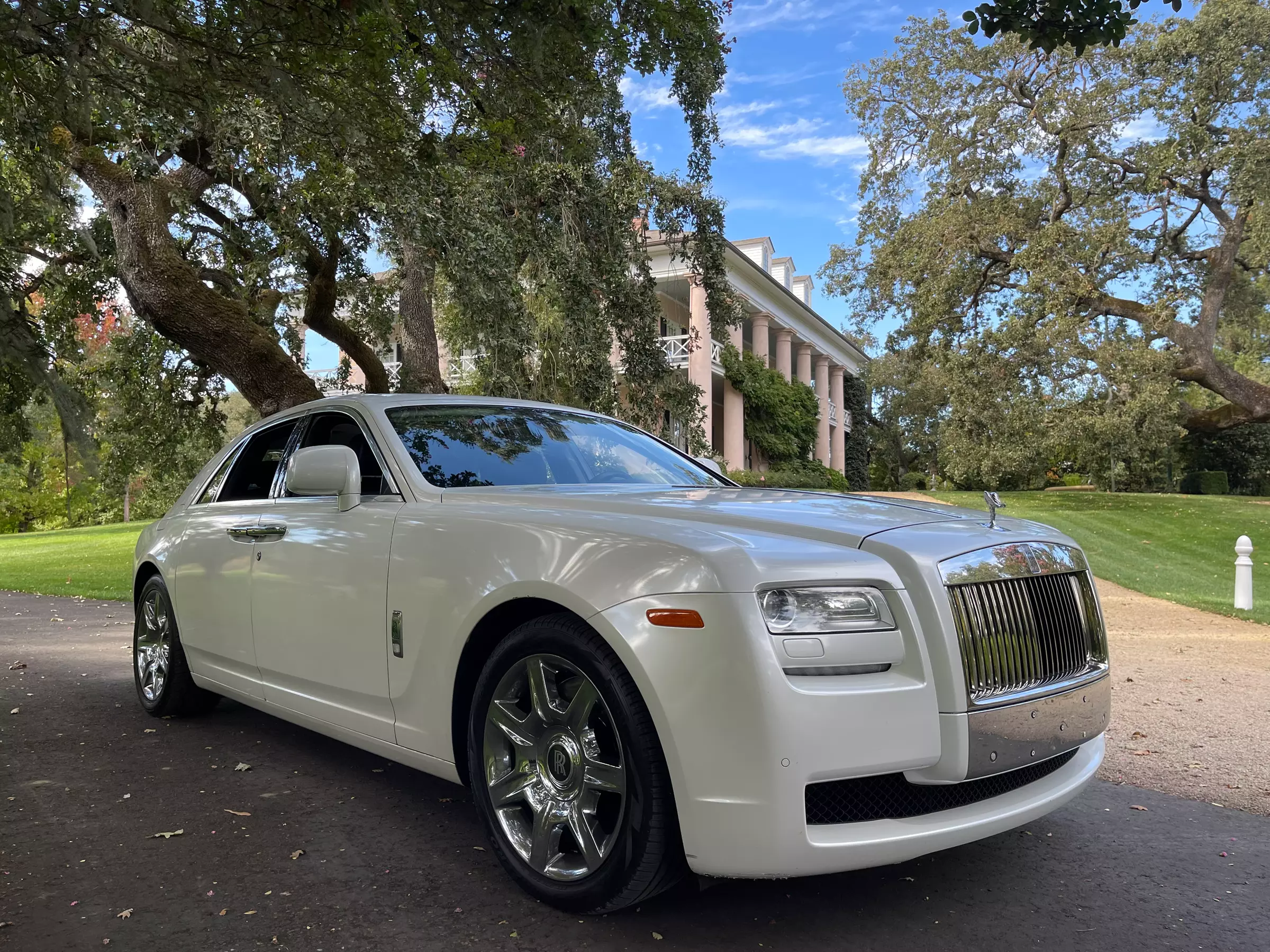 3 Hour Rolls Royce or Bentley Chauffeur Experience at Symbolic Luxury Services (Up to 37% Off) - Second Medium