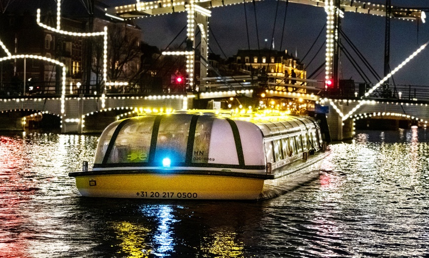 Image 1: Fonkelend Amsterdam: rondvaart tijdens het Amsterdam Light Festival