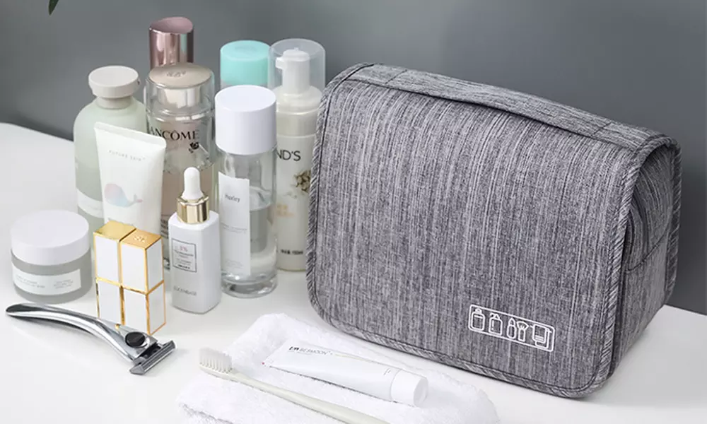 1 of 2 reis toilettassen met meerdere vakken