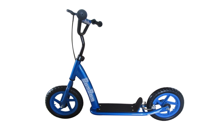 Image 2: Children's Stunt Kick Scooter