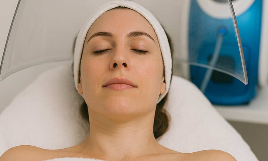 Image 5: Get Glowing Skin  at Capital Glow 