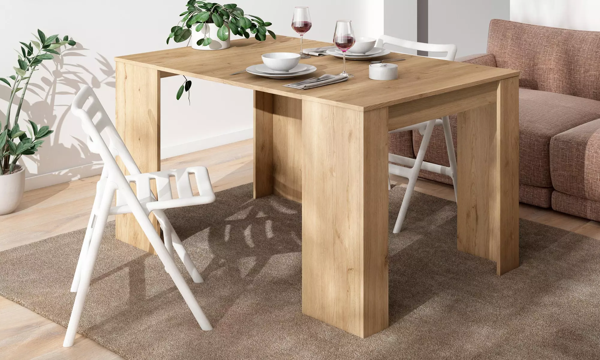 Ausziehbarer Konsolentisch