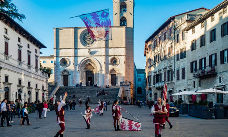 Image 17: Umbria: camera Superior o Junior Suite con colazione e cena