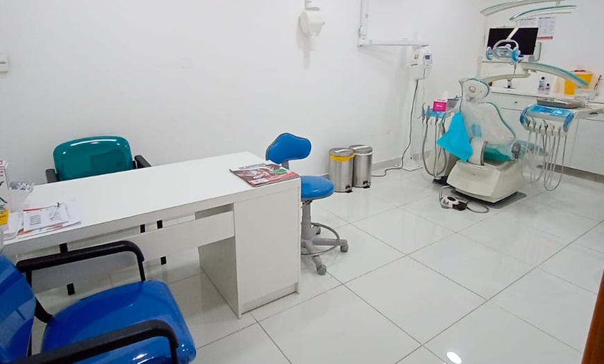 Image 3: Comprehensive Dental Care: Consultations, Cleanings, X-Rays & More!