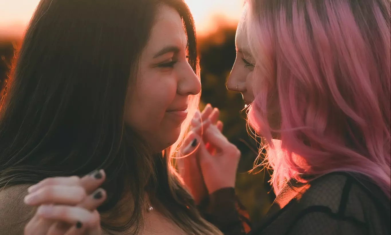 Outdoor Photography Sessions — 60 or 90 Minutes with Photo Package