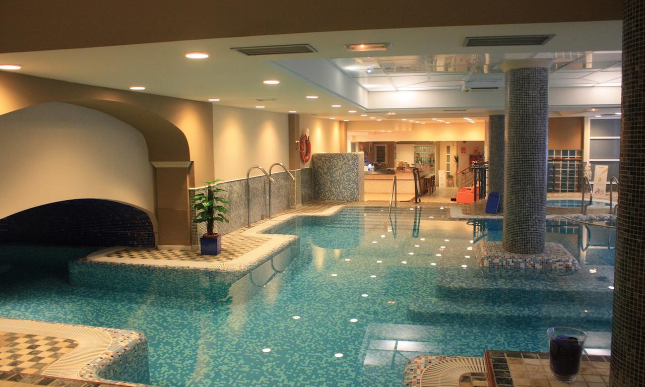 Circuito spa de 90 minutos para dos con masajes de 25, 40 o 50 minutos