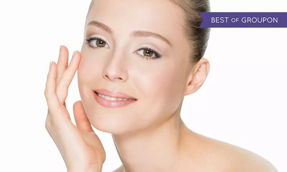 Mezoterapia igłowa twarzy (99 zł), szyi i dekoltu (149 zł) w Isabel Medical Day SPA - Primary Image