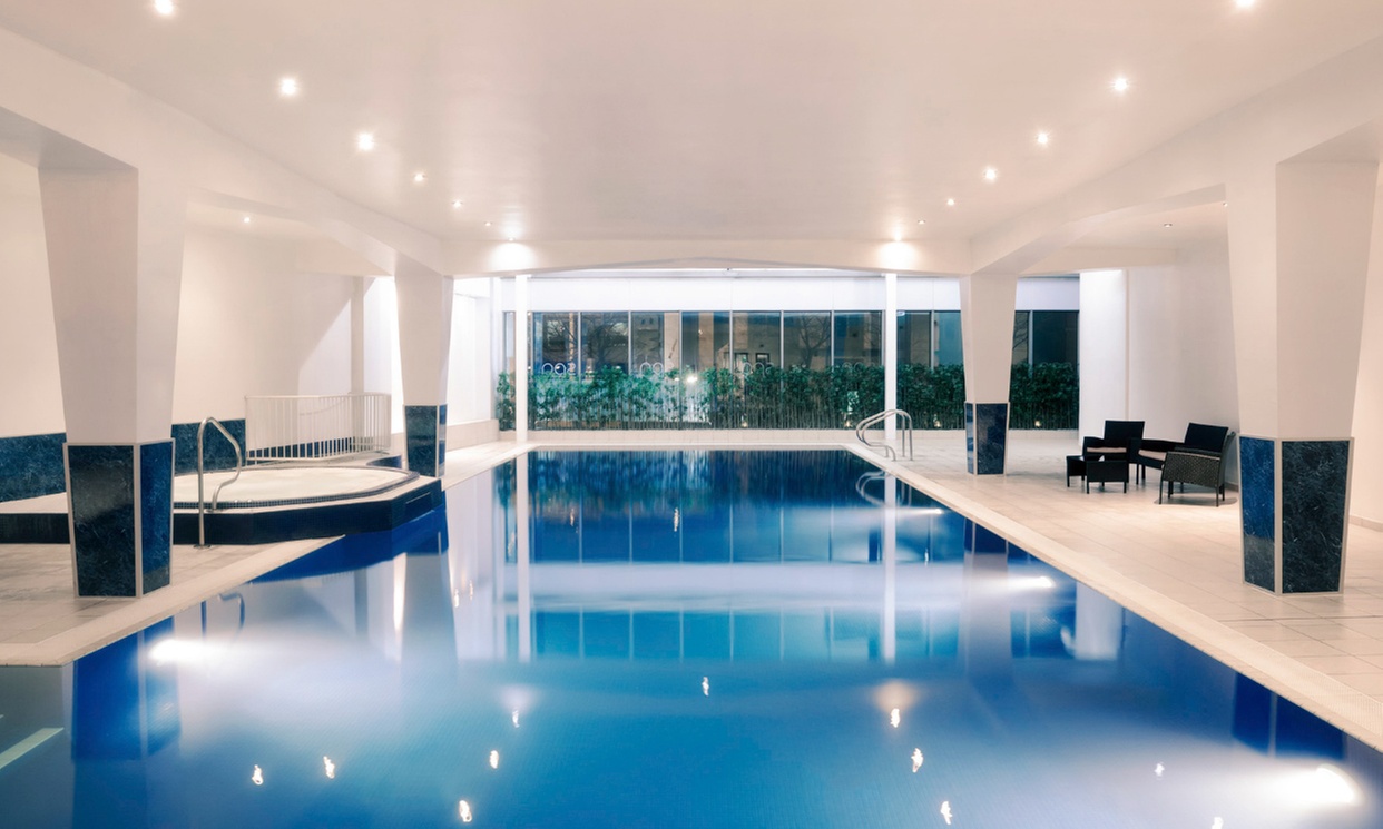 Enjoy 4* Three-Hour Spa Day, 25-Min Treatment & £10 Skincare Voucher