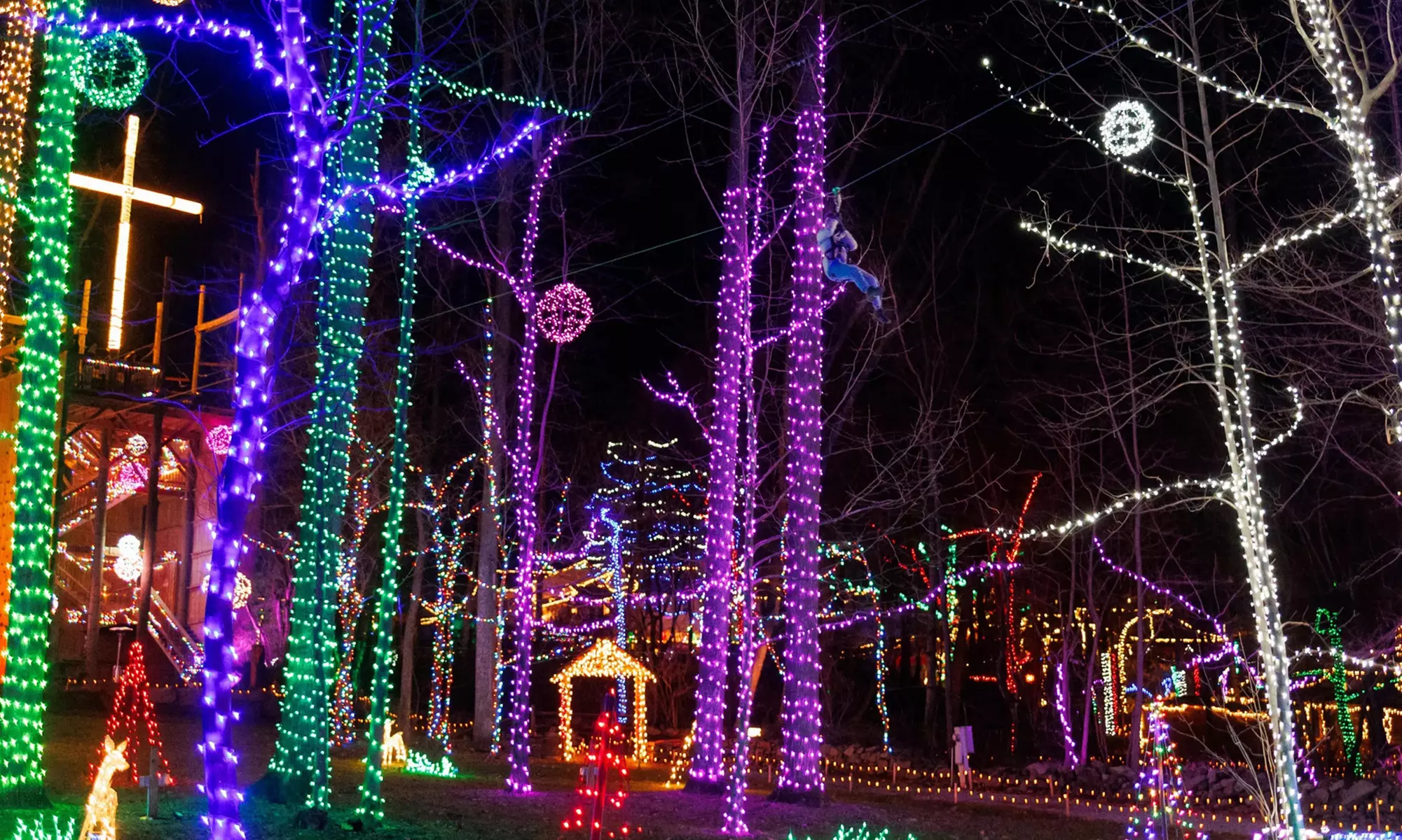 Refreshing Mountain Canopy Zipline & Christmas Lights – Stevens, PA
