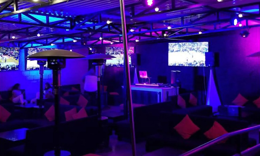 Image 4: 1- or 2-Night Pass for 6: Access Up to 5 Exclusive Bars & Clubs